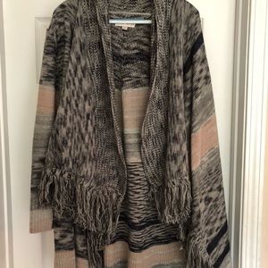 Sweater poncho/cardigan